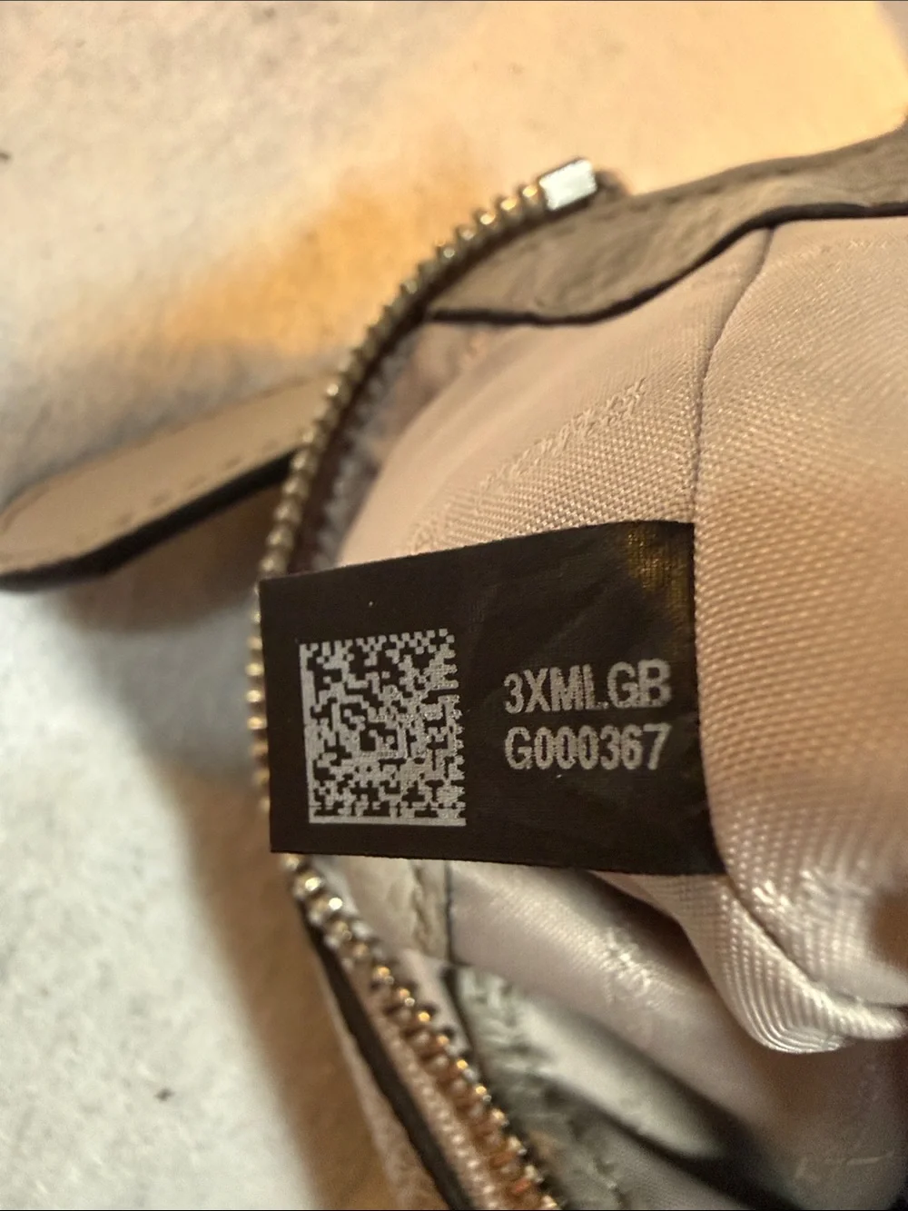 MICHAEL KORS Pebbled Leather Crossbody in Gray